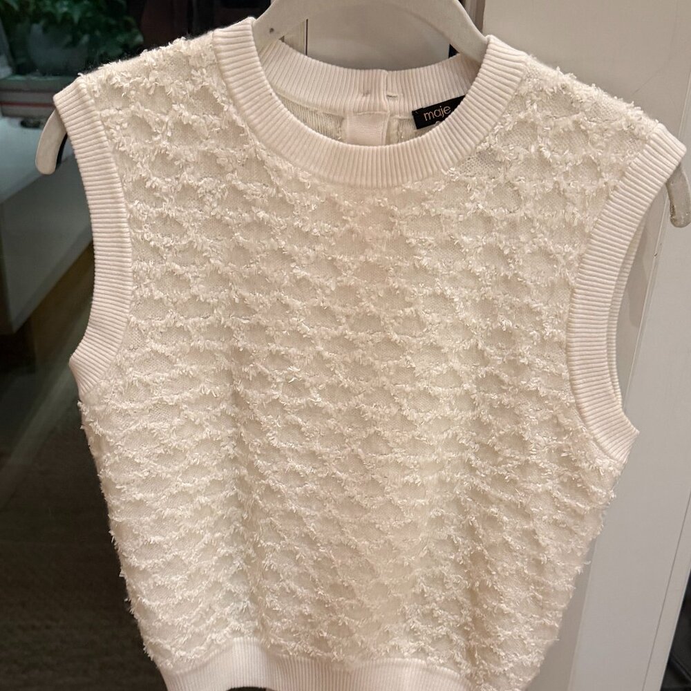 Sweater vest